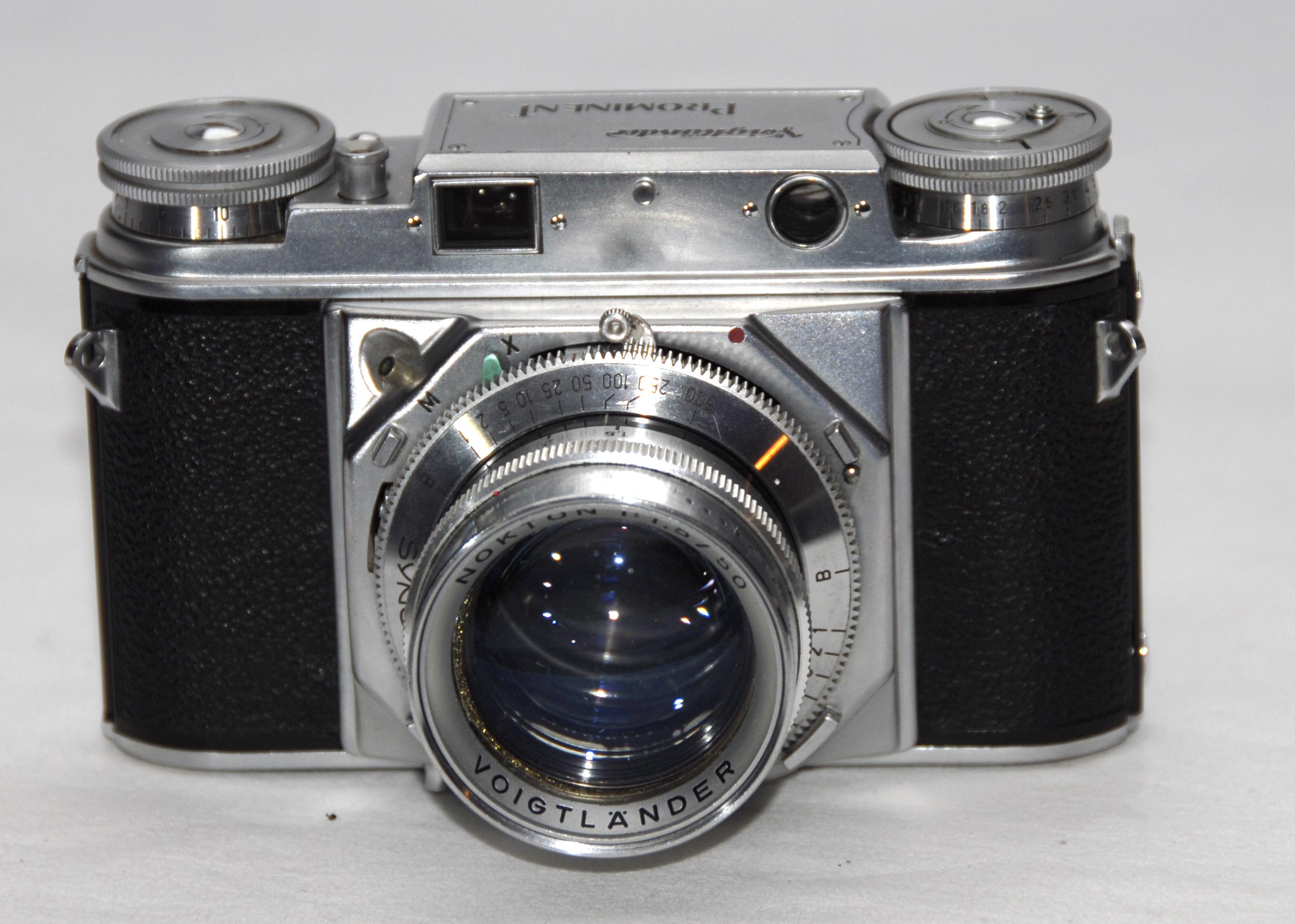 VOIGTLANDER PROMINENT (1951)